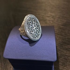 Konstantino Ring